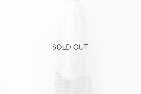 画像12: 80ボイル レースピンタックラッフルケープ衿ブラウス (WH)