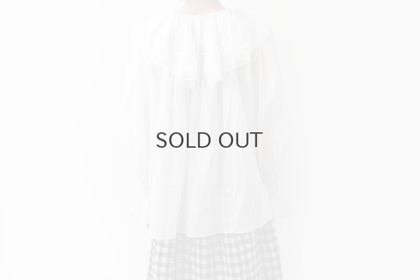 画像13: 80ボイル レースピンタックラッフルケープ衿ブラウス (WH)