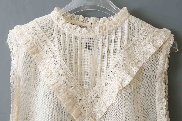 画像3: コットンメッシュ レースノースリーブブラウス (IV)