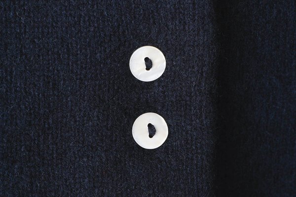 画像4: 2/15ラムウール 2つ釦カーディガン (NV)