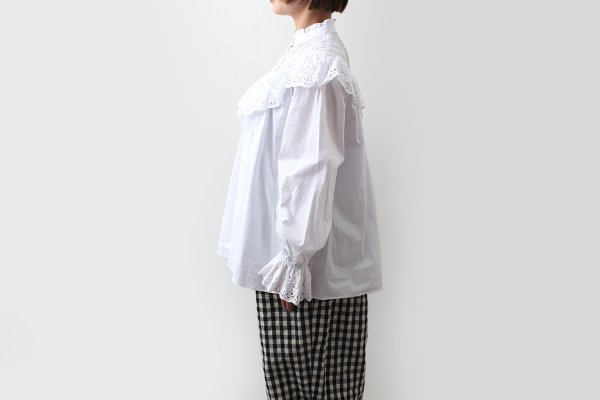 画像12: 別注!! スタンドカラーレースブラウス (WH)