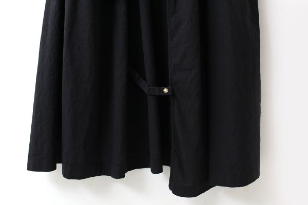 画像7: リネン / コットン ナチュラルトリプルワッシャー apron ワンピース (BK)