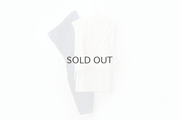 こちらの写真は、以前のレースの商品となります。今シーズンのレースのデザインと異なります。