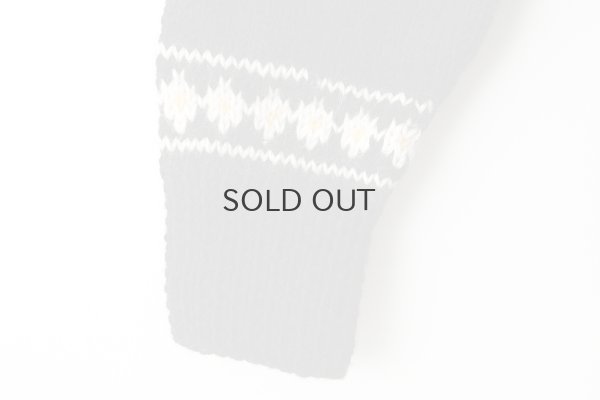 画像8: ネパールハンドニット 求心さくらんぼ刺繍カーディガン (BK)