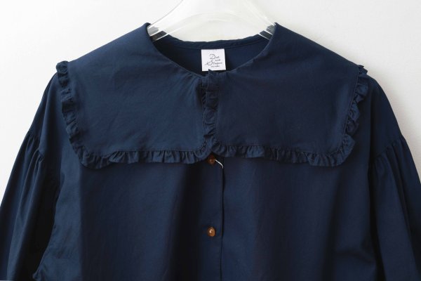 画像3: 50コーマブロード スクエア襟ギャザーブラウス (NV)