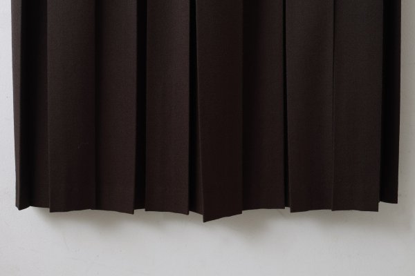 画像5:  2 / 60 サキソニー プリーツワンピース (BR)