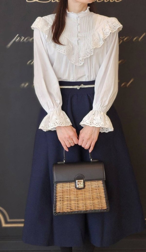 画像32: 別注!! スタンドカラーレースブラウス (WH)