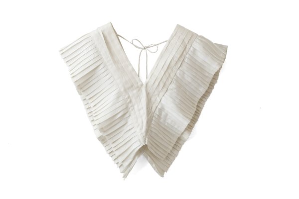 画像1: 【再入荷予約・9月下旬頃】Khadi Silk Tuck Ruffle Collar (WH)