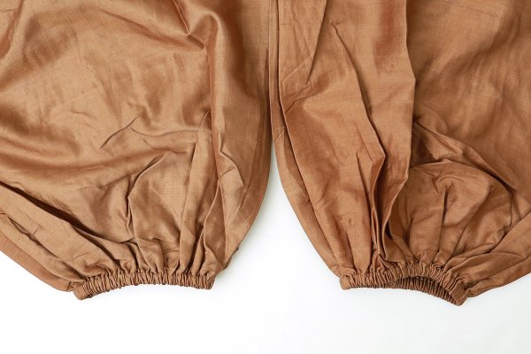 画像7: Khadi Silk Tuck Gather Balloon Pants (C.BR)