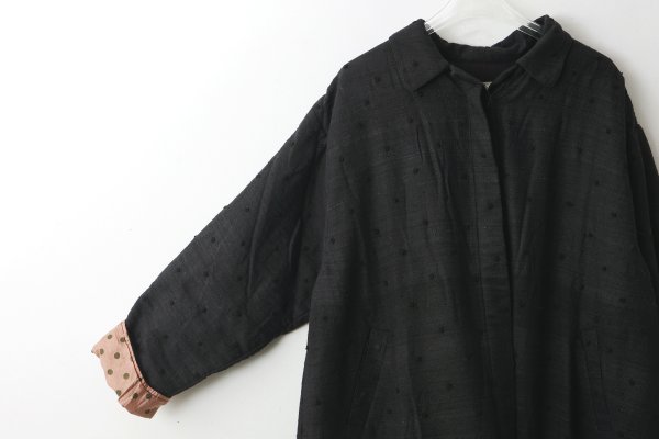 画像9: Khadi Thick Silk & Embroidery Qilting Coat (BK)