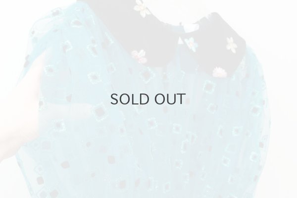 画像4: ナイロンチュールプリント×エステルベルベット刺繍ブラウス (TQ)