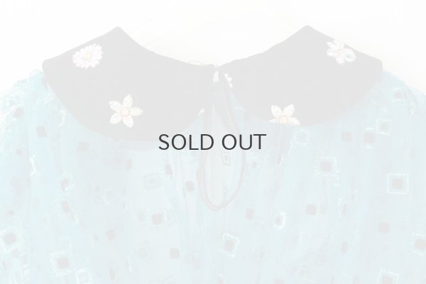 画像9: ナイロンチュールプリント×エステルベルベット刺繍ブラウス (TQ)