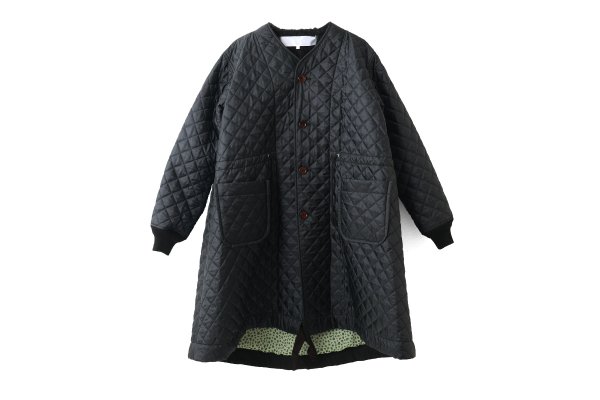 画像1: SALE30%OFF エステルタフタキルティングノーカラーコート(BK)