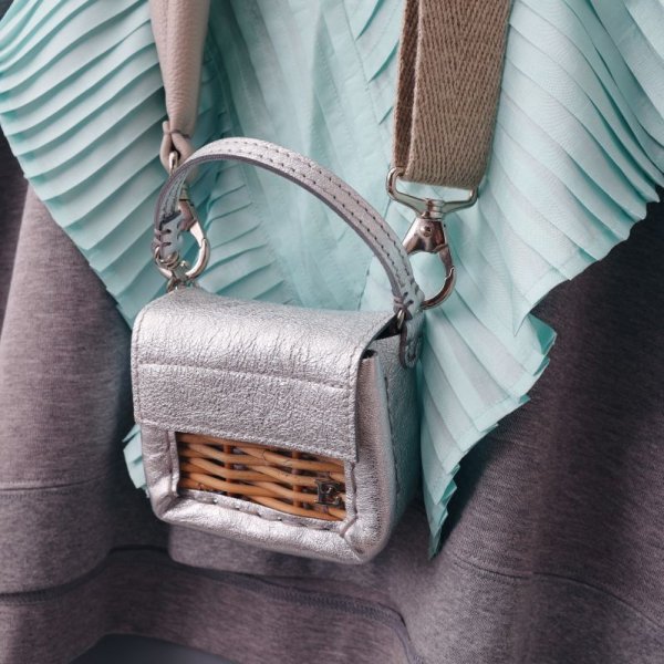 画像14: フニュ・シュリンク 籐付きミニサイフ (IGY)