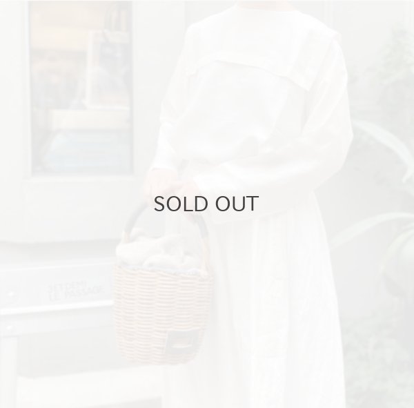 画像17: Khadi Silk Back Button Sailor Blouse (B.WH)