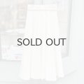 PLEATS SKIRT (OFFWH)