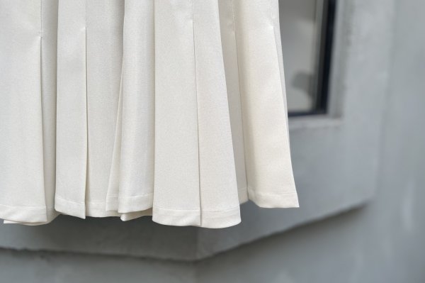 画像3: PLEATS SKIRT (OFFWH)