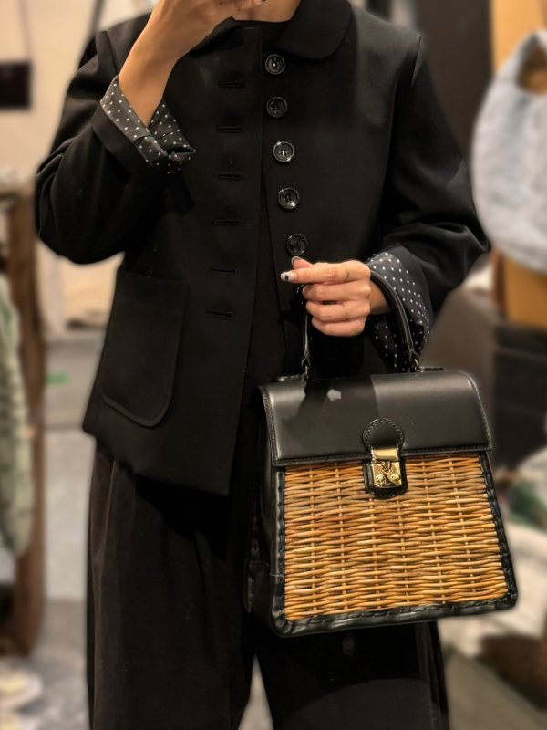 画像31: ウールギャバ 丸襟ジャケット (NV)