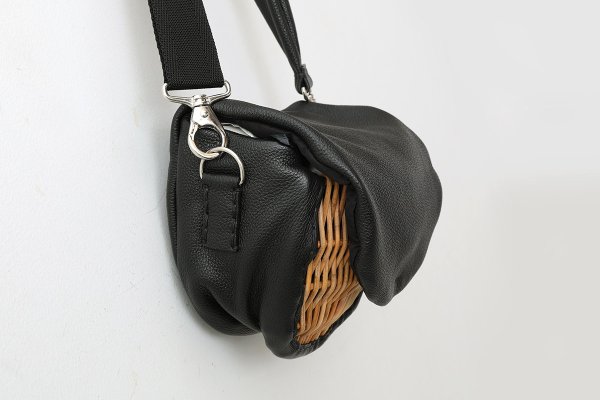 画像3: フニュシュリンク・ボディバッグS (15622:BK)