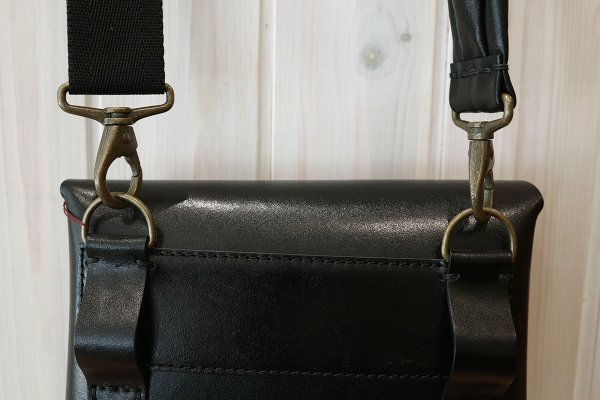 画像5: 封筒型 3way bag・シャイニー (446422:BK)