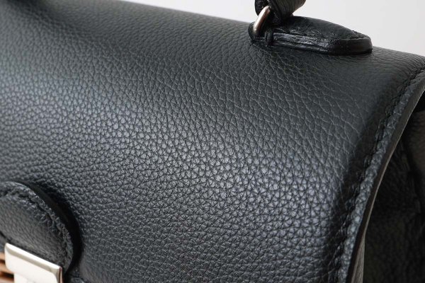 画像6: フニュシュリンク・ハンドバッグ M (BK)