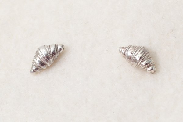 画像2: クロワッサンピアス (SV)