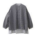 ボタンブラウス・ ドットローンブラウス（BK）