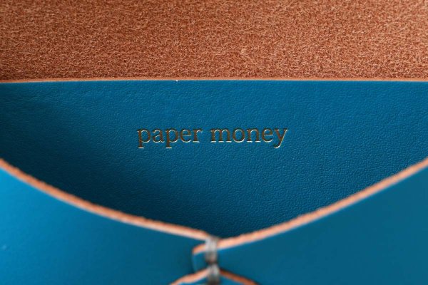 画像4: ベルトレザー 封筒型サイフ (35636:BL)