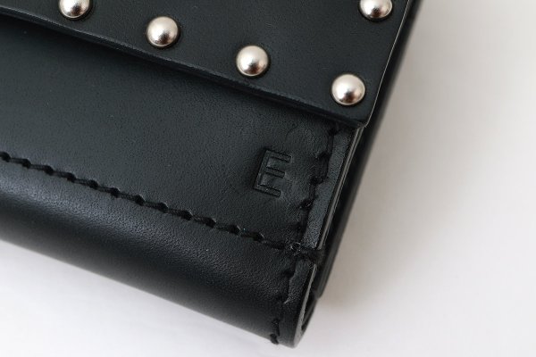 画像4: オイルショルダー 素押しカシメ 三つ折り財布 (BK)