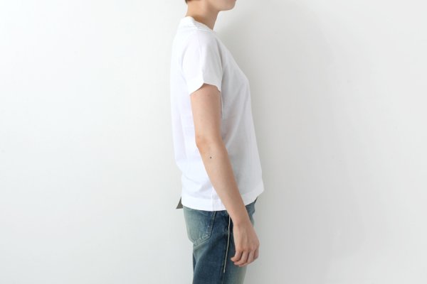 モデルは身長166cm Mサイズ着用