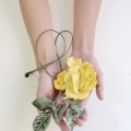 rose corsage pendant (YW)