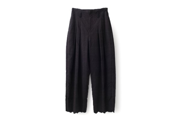 画像1: cotton scalloped embroidery pants (BK)