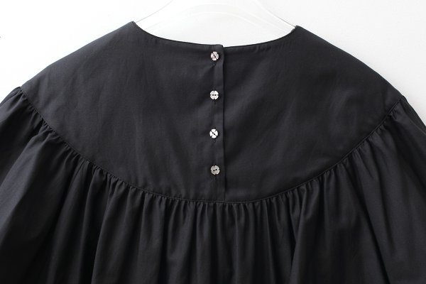 画像9: light wind ヨークギャザーブラウス (AES1428:BK)