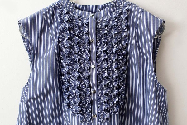 画像3: SALE‼︎ modern tuck frill flare blouse (NV×WH)