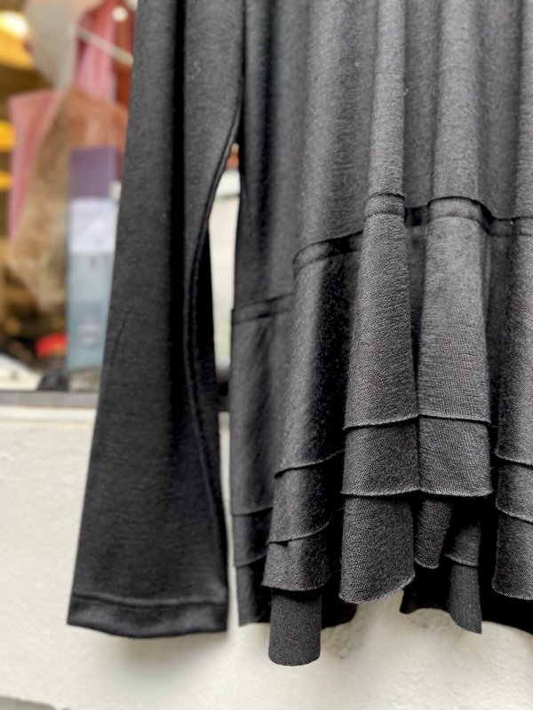 画像3: ウール天竺 丸衿 長袖カットソー (BK)