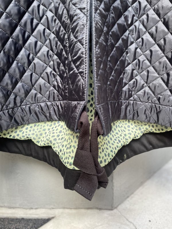 画像4: エステルタフタキルティングノーカラーコート(BK)