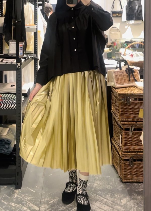 画像6: フェイクレザープリーツスカート（GD）