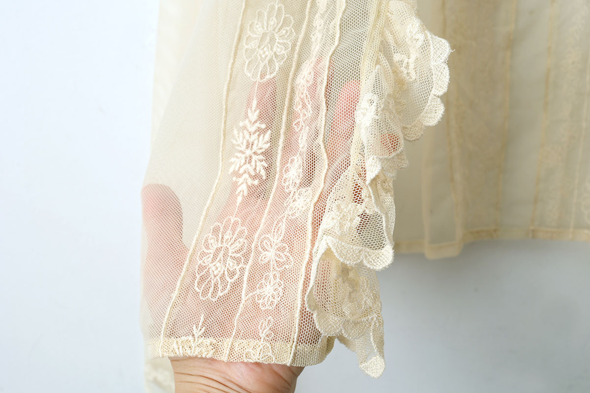 Malle chambre de charme malle チュール刺繍 ブラウス