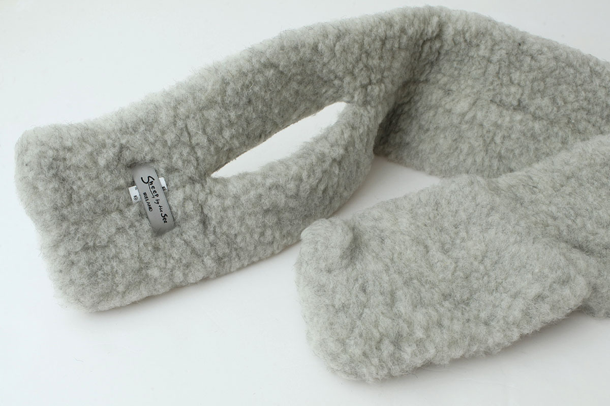 Sheep by the sea SCARF BOA SLIT