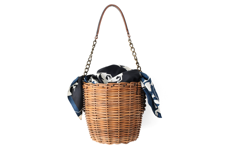 Ebagos エバゴス シルクプリントスカーフ ホースレザー トート型かごバッグ