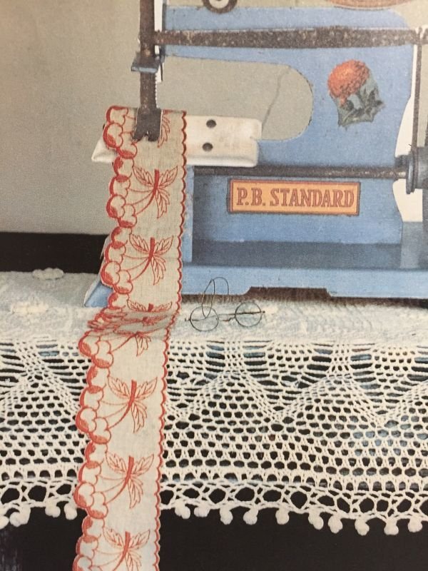 画像4: SALE40%OFF!! France dead stock チェリーレース(BD) (4)