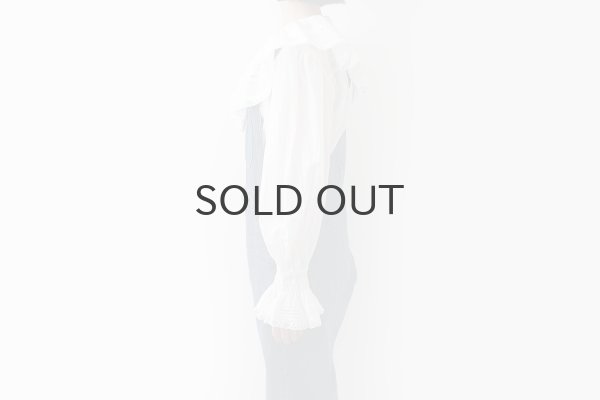 画像17: 80ボイル レースピンタックラッフルケープ衿ブラウス (WH) (17)