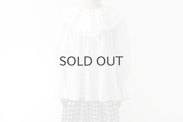 画像11: 80ボイル レースピンタックラッフルケープ衿ブラウス (WH) (11)