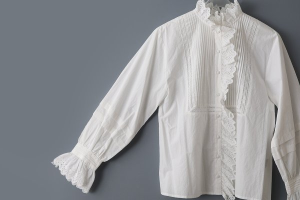 画像4: 再入荷!! ブロード レースピンタックスタンドブラウス (WH) (4)