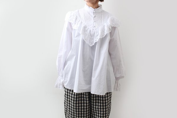 画像11: 別注!! スタンドカラーレースブラウス (WH) (11)