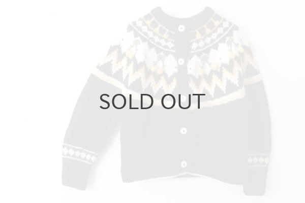 画像7: ネパールハンドニット 求心さくらんぼ刺繍カーディガン (BK) (7)