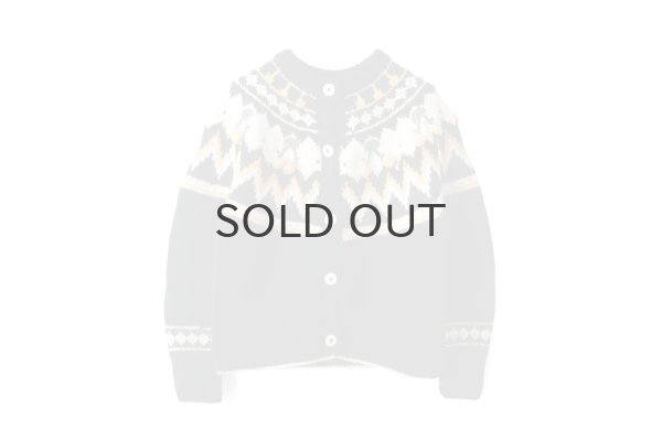 画像1: ネパールハンドニット 求心さくらんぼ刺繍カーディガン (BK) (1)