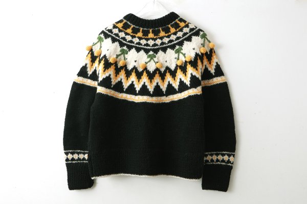 画像2: ネパールハンドニット 求心さくらんぼ刺繍カーディガン (BK) (2)