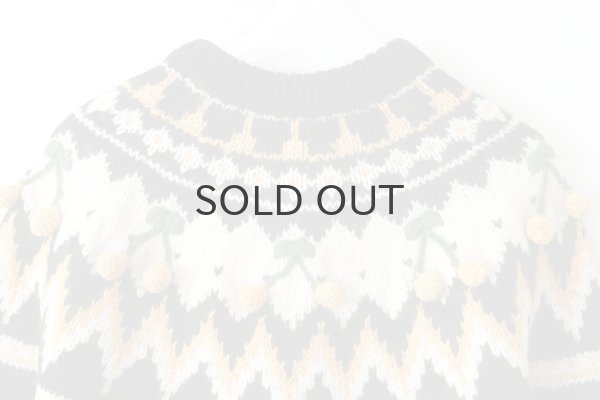 画像9: ネパールハンドニット 求心さくらんぼ刺繍カーディガン (BK) (9)