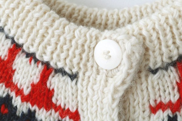 画像4: ネパールハンドニット 求心さくらんぼ刺繍カーディガン (IV) (4)